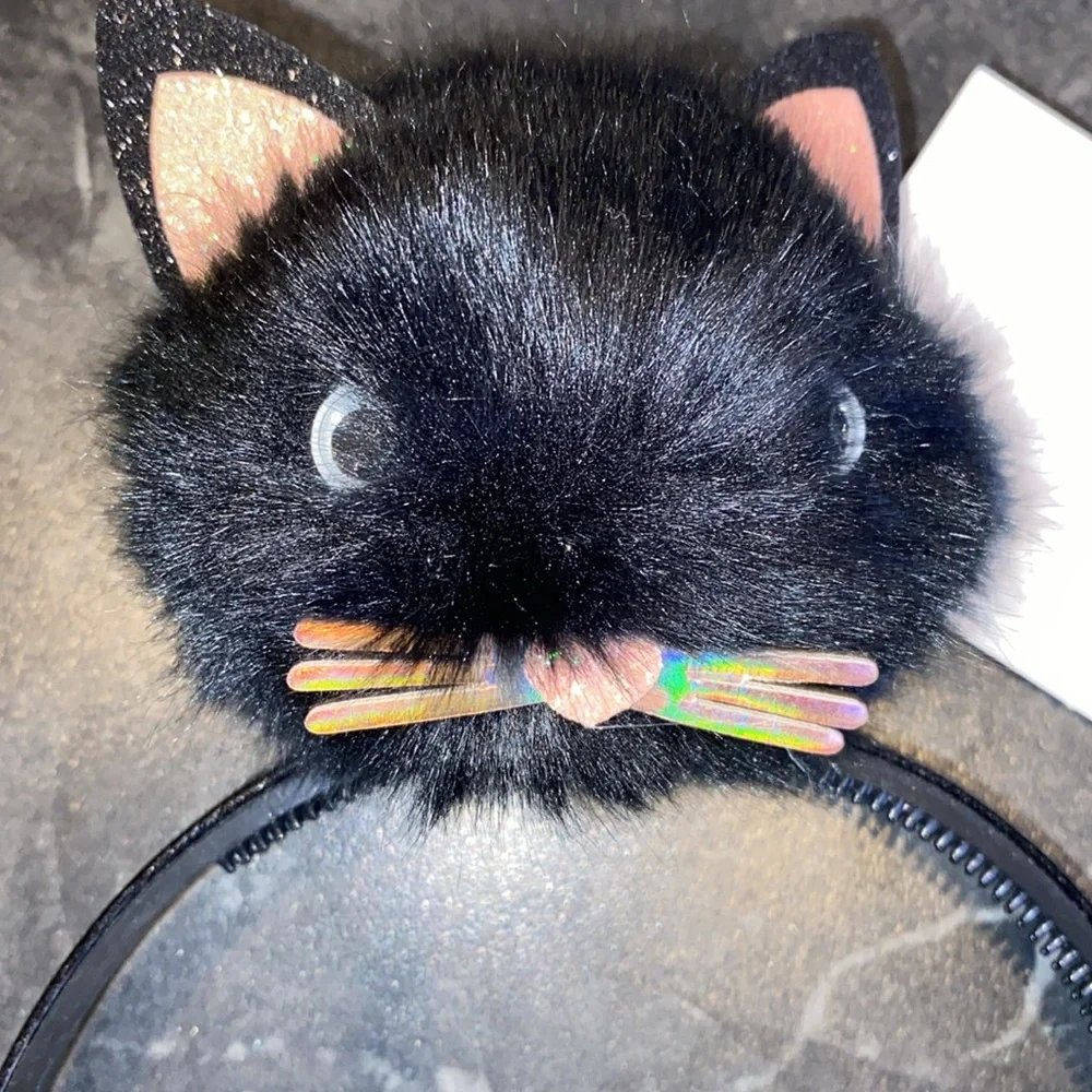 Kitty 🐈‍⬛ Cat Pom Pom Headband